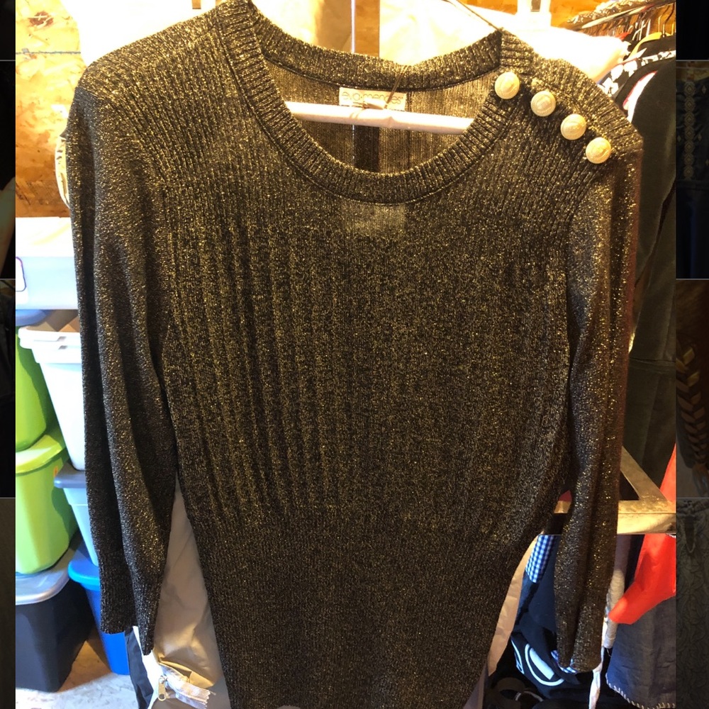 Eva Mendez Gold sweater with shoulder pads (NWT)